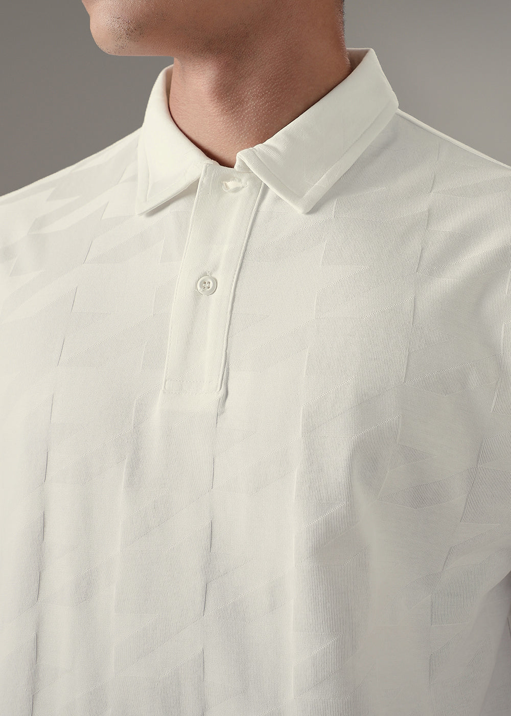 Herringbone Pattern White Polo T-shirt - Image 2